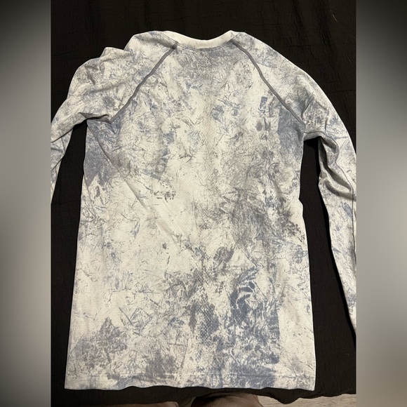 Lululemon swiftly tech long sleeve tye dye shirt. Full length. Perfect condition - Picture 3 of 3
